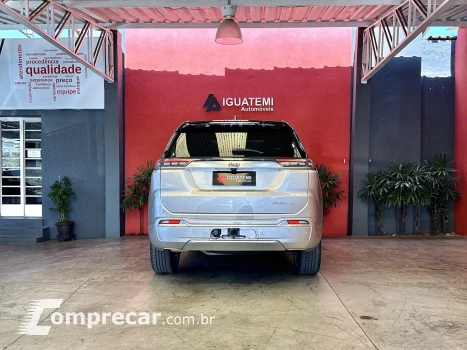 COMMANDER 1.3 T270 TURBO FLEX OVERLAND AT6