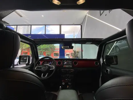 Gladiator Rubicon 3.6 V6 284 cv