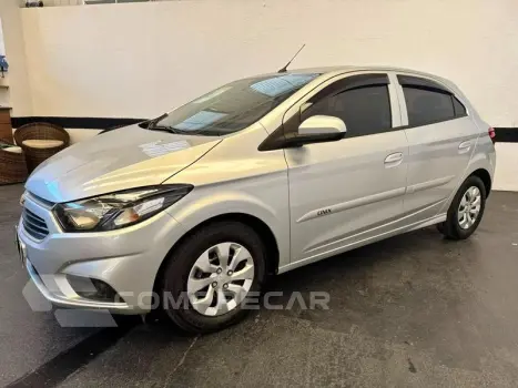 CHEVROLET ONIX 1.0 LT 8V FLEX 4P MANUAL 4 portas