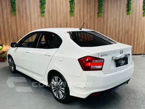 CITY 1.5 LX Sedan 16V