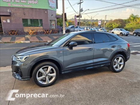 Q3 2.0 40 TFSI Sportback Performance Black Quattro