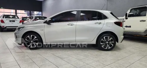 ONIX HATCH PREM. 1.0 12V TB Flex 5p Aut.