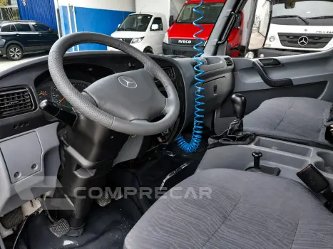 Accelo 915c + Carroceria