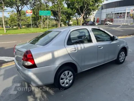 ETIOS 1.5 X Sedan 16V