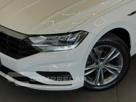 JETTA 1.4 250 TSI TOTAL FLEX R-LINE TIPTRONIC