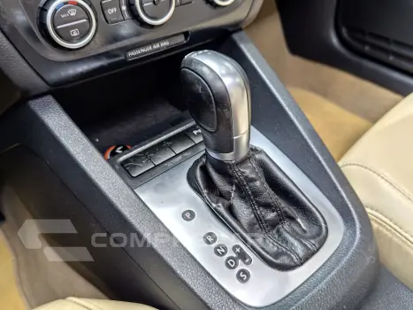 JETTA 2.0 TSI HIGHLINE 211CV GASOLINA 4P TIPTRONIC