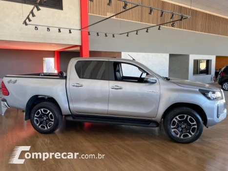 HILUX - 2.8 D-4D TURBO CD SRV 4X4 AUTOMÁTICO