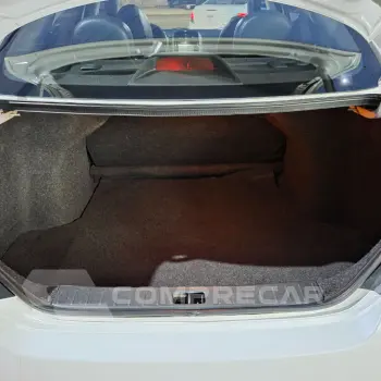 VERSA UNIQUE 1.6 16V FlexStart 4p Aut.
