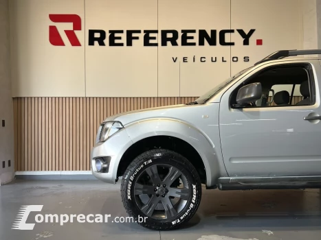 FRONTIER 2.5 SV ATTACK 4X4 CD TURBO ELETRONIC DIESEL 4P AUTO