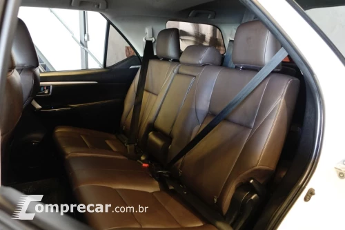 Hilux SW4 2.7 16V 4P FLEX SRV 7 LUGARES AUTOMÁTICO