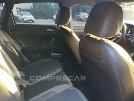 Nivus 1.0 4P FLEX 200 TSI HIGHLINE TURBO AUTOMÁTICO