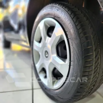 SANDERO 1.0 Authentique Plus 16V