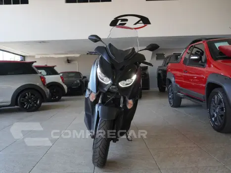XMAX 250 ABS