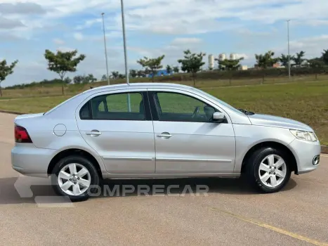 VOYAGE 1.0 12V MPI Totalflex