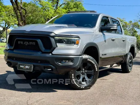 DODGE RAM 5.7 V8 1500 Rebel CD 4X4 4 portas