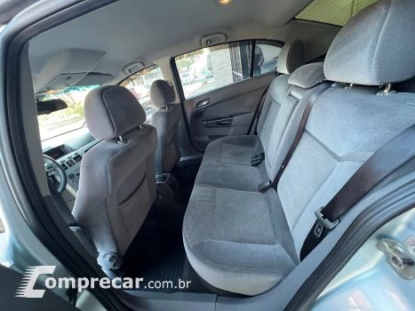 VECTRA 2.0 MPFI Elegance 8V 140cv