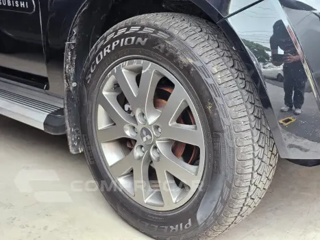 Pajero TR4 2.0 Flex 16V 4X2 Aut.