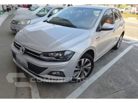 Volkswagen POLO 1.0 200 TSI HIGHLINE AUTOMÁTICO 4 portas