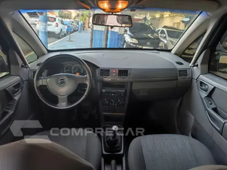MERIVA 1.8 MPFI JOY 8V