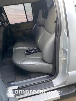 S10 2.4 MPFI Executive 4X2 CD 8V