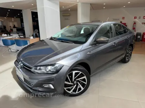 Volkswagen Virtus 1.0 4P 200 TSI FLEX HIGHLINE AUTOMÁTICO 4 portas