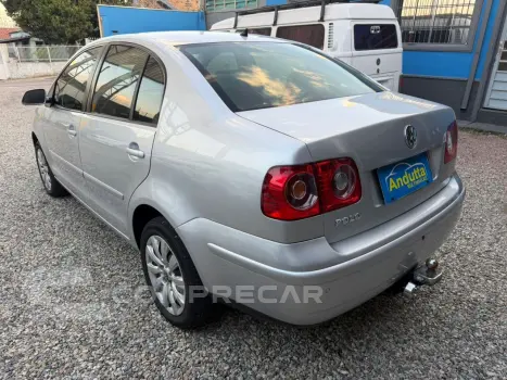 Polo Sedan 1.6 4P COMFORTLINE FLEX