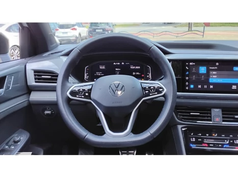 TAOS 1.4 250 TSI TOTAL FLEX HIGHLINE AUTOMÁTICO