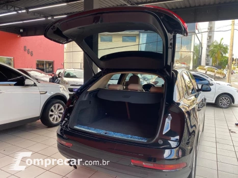 AUDI Q3 1.4 TFSI AMBITION