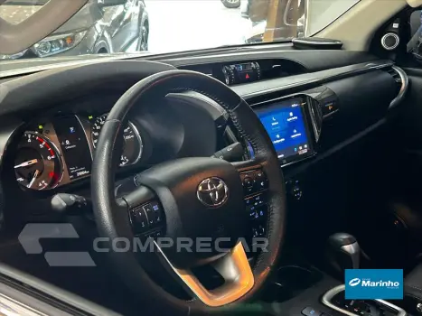 HILUX 2.8 D-4D TURBO DIESEL CD SRX 4X4 AUTOMÁTICO