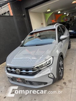 Volkswagen NIVUS 1.0 200 TSI Highline 4 portas