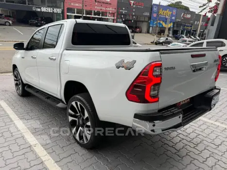 Hilux CD SRX Plus 4x4 2.8 TDI Die. Aut.