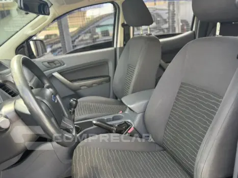 Ranger XLS 2.5 16V 4x2 CD Flex