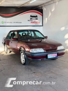 CHEVROLET Monza GL 1.8 EFI/ SL/ L/ 650/Barc. 2e4p 4 portas