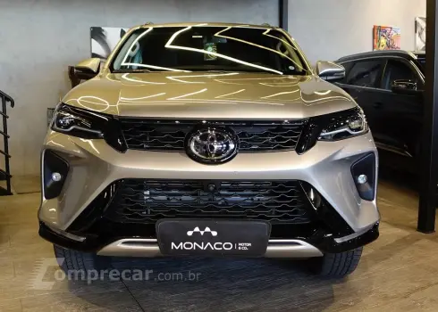 Hilux SW4 2.8 16V 4P SRX PLATINUM 4X4 7 LUGARES TURBO DIESEL