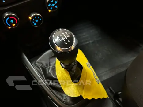 ONIX HATCH LS 1.0 8V FlexPower 5p Mec.