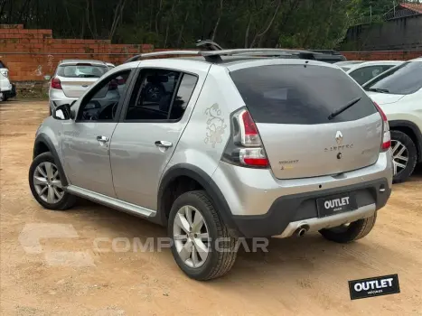 SANDERO 1.6 STEPWAY 16V FLEX 4P AUTOMÁTICO