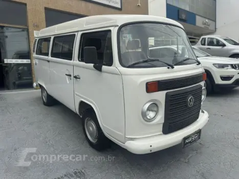 Volkswagen Kombi Lotação 1.4 Mi Total Flex 8V 3 portas