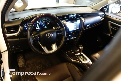 Hilux SW4 2.7 16V 4P FLEX SRV 7 LUGARES AUTOMÁTICO