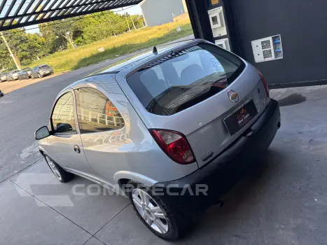 CELTA 1.0 MPFI Life 8V