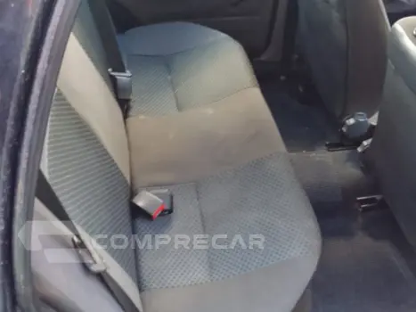 CLASSIC - 1.0 MPFI LS 8V 4P MANUAL