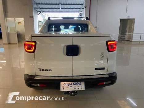 TORO 2.0 16V Turbo Ultra 4WD