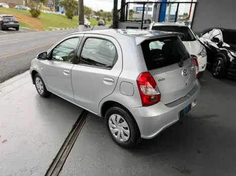 ETIOS XS 1.5 Flex 16V 5p Aut.