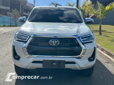 HILUX 2.8 D-4D TURBO DIESEL CD SRX 4X4 AUTOMÁTICO