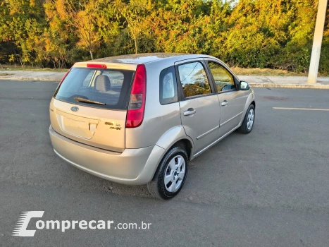 FIESTA 1.6 MPI Class Hatch 8V