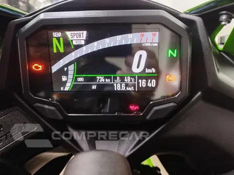 NINJA ZX4 RR