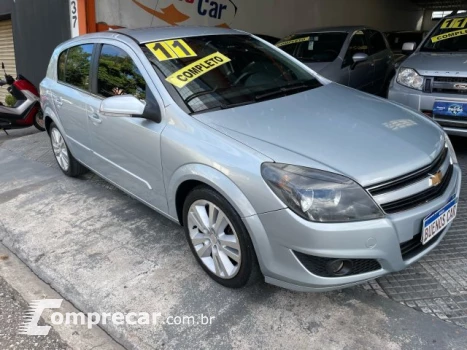 VECTRA HATCH - 2.0 MPFI GT-X HATCH 8V 4P MANUAL