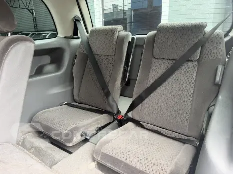 ZAFIRA 2.0 MPFI ELEGANCE 8V FLEX 4P AUTOMÁTICO
