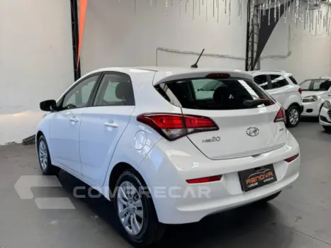 HB20 - 1.6 COMFORT PLUS 16V 4P AUTOMÁTICO