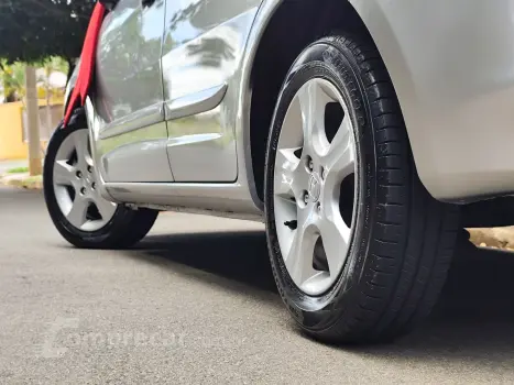 FIT 1.4 LX 16V FLEX 4P MANUAL