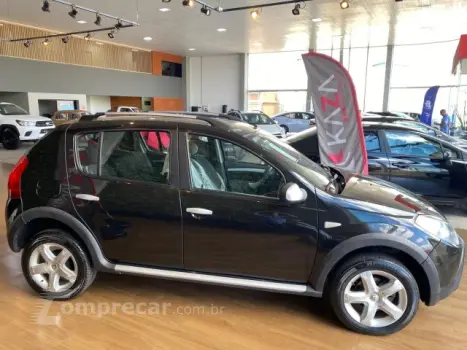 SANDERO - 1.6 STEPWAY 16V 4P MANUAL